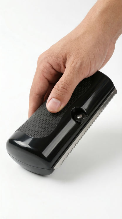 One-Piece Ergonomic Pet Grooming Brush – Professional Fur Removal for Cats & Dogs